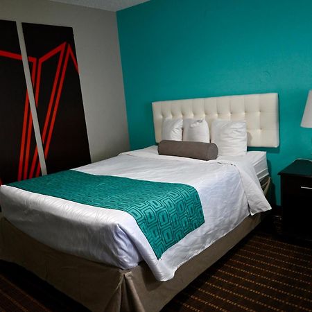 Howard Johnson By Wyndham Near Schlitterbahn New Braunfels Buitenkant foto