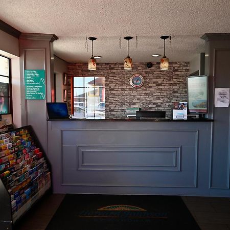 Howard Johnson By Wyndham Near Schlitterbahn New Braunfels Buitenkant foto